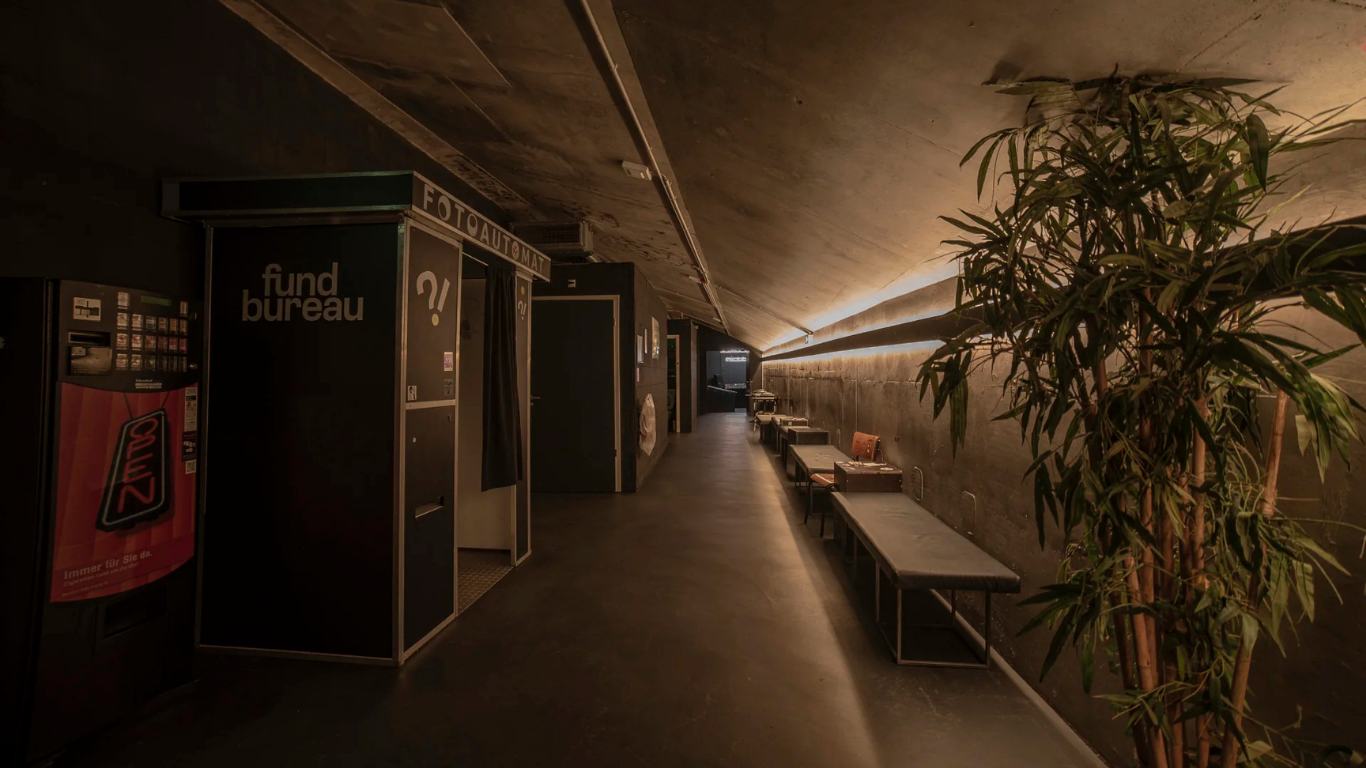 Rotating event venue backgrounds